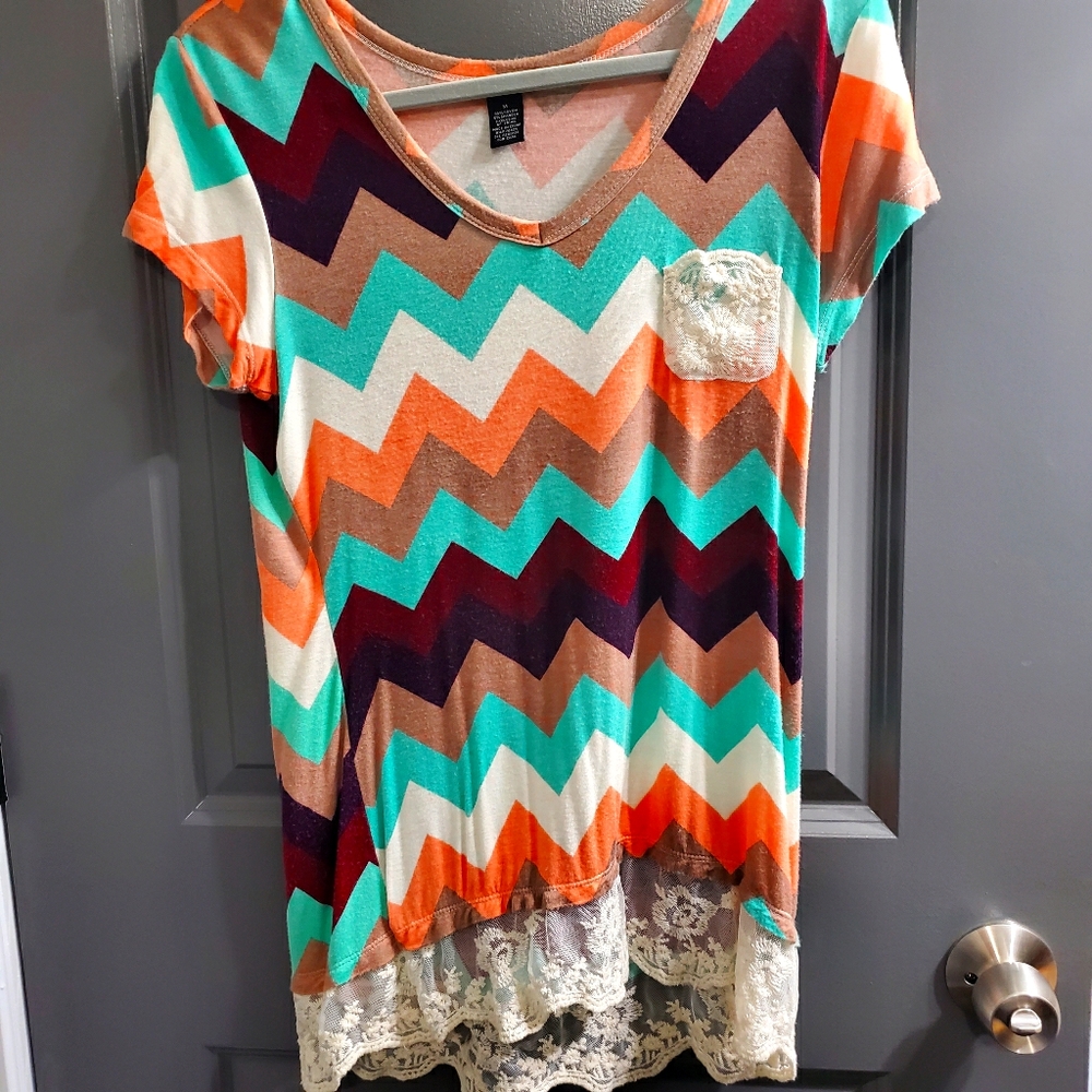 Rue21 Blouse Chevron Pattern Size Medium